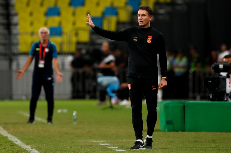 体坛:扬科维奇终于觉醒,对泰国队的世预赛首战具有决定性意义