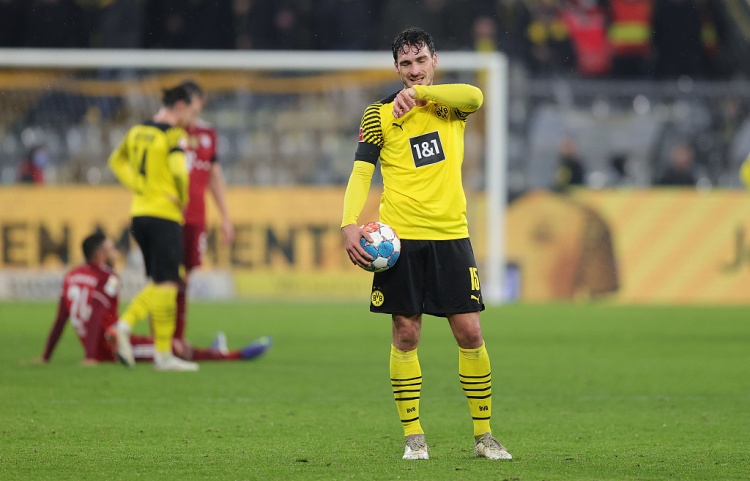 胡梅尔斯：还没考虑好是否与多特续约，对此我一直保持开放态度