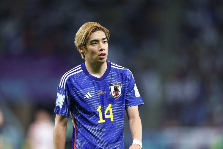伊东纯也:中村敬斗能够顶替三笘薰出任左边前首发,他俩各有特点