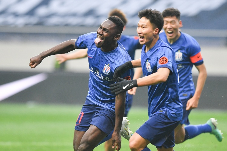 詹俊评超级杯:无论是本土还是外援前锋,射门都很“抽象”