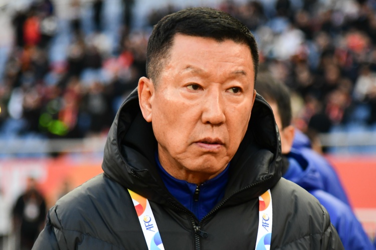 媒体人:落后时换人就是赌博,高准翼一场比赛打三个位置是大忌