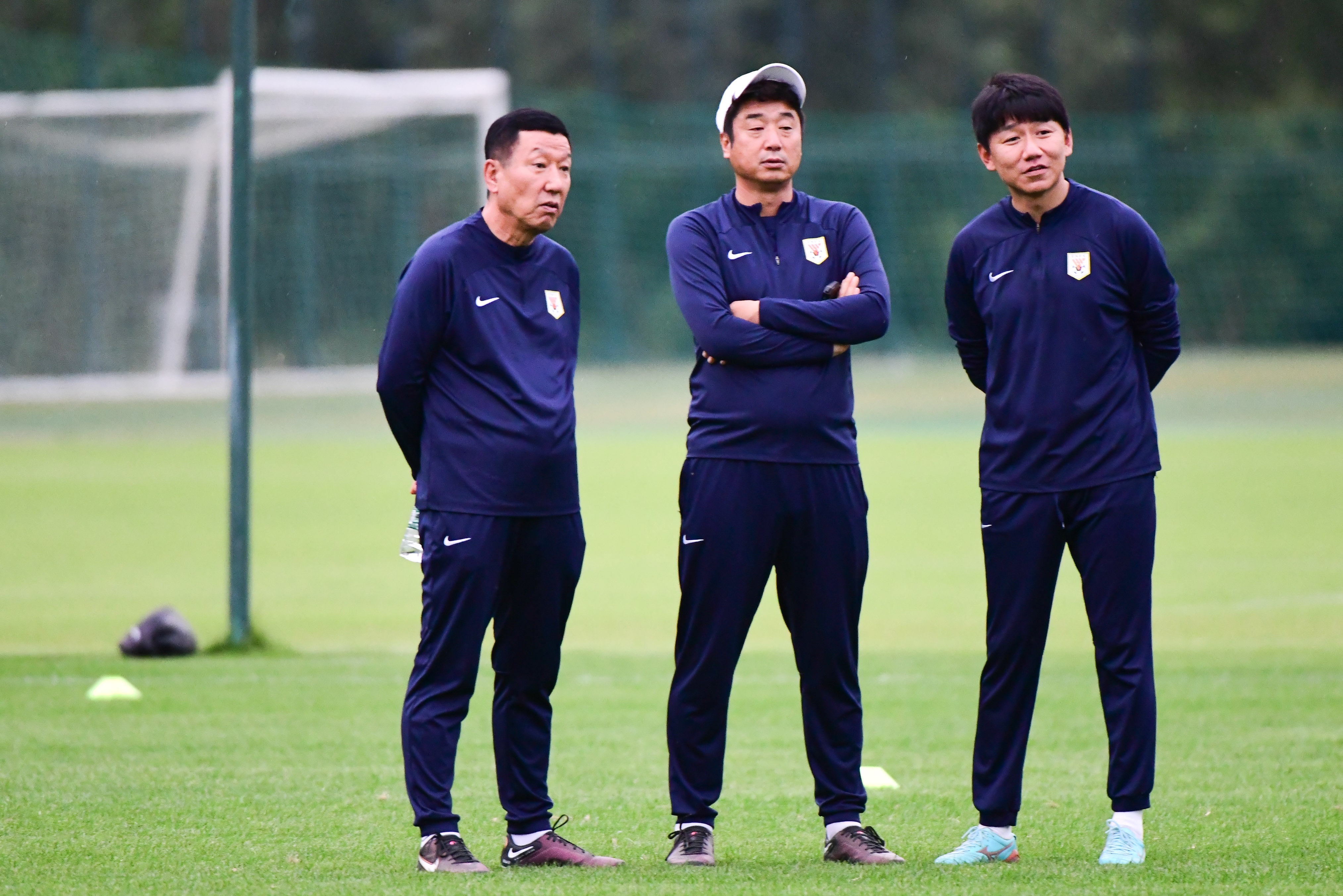 鲁媒:泰山25名队员参加赛前训练,卡扎、克雷桑、德尔加多合练
