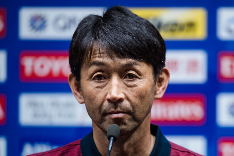 泰媒:泰国主帅石井正忠要求球员注重传接配合,不轻易起高球
