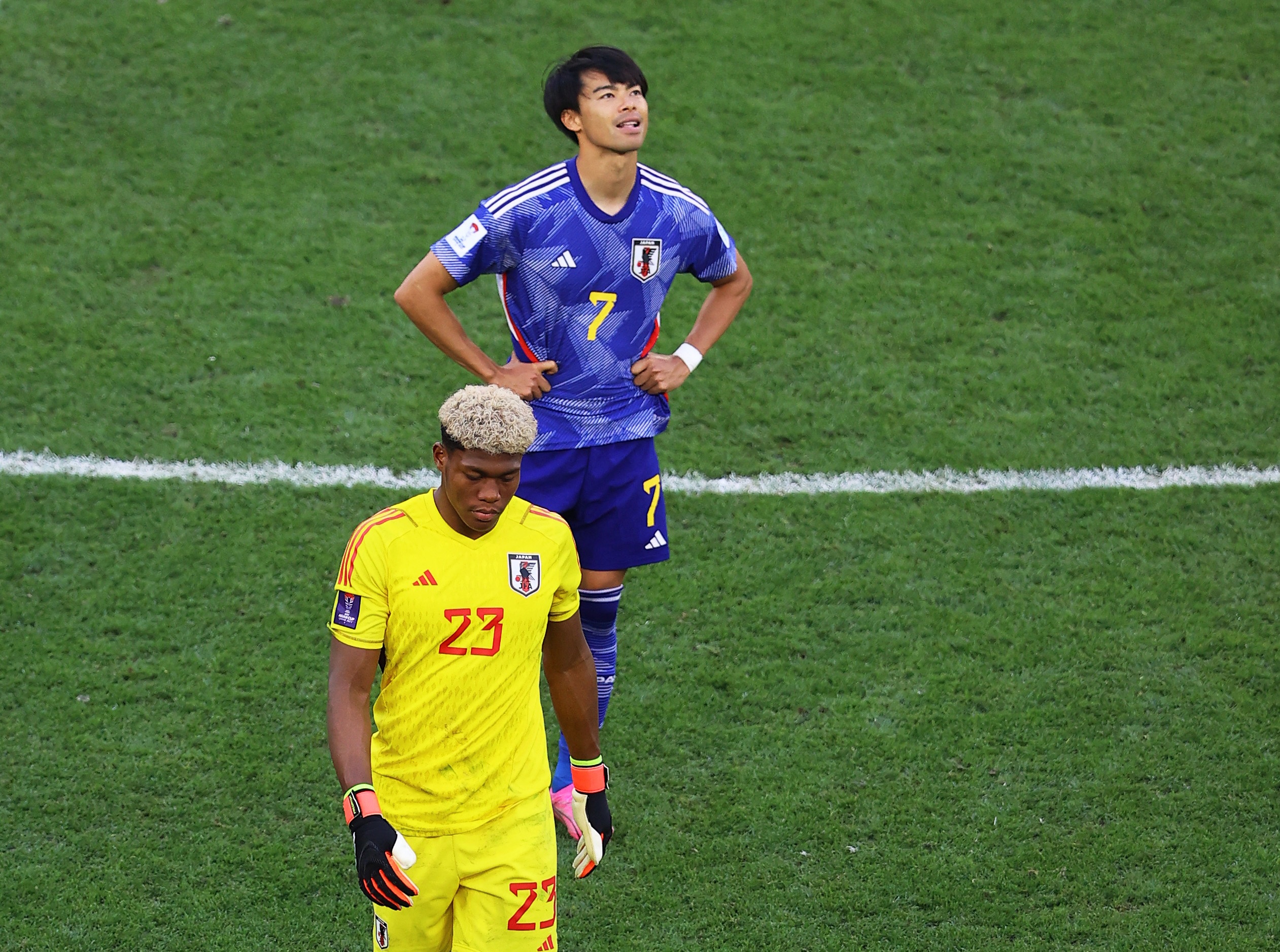 记者:日本队二阵渐入佳境,三笘薰和伊东纯也想回归并非易事