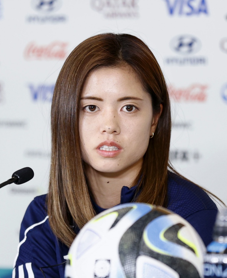 长谷川唯谈曼城女足引进3名日本国脚:感觉日本球员的评价在变好