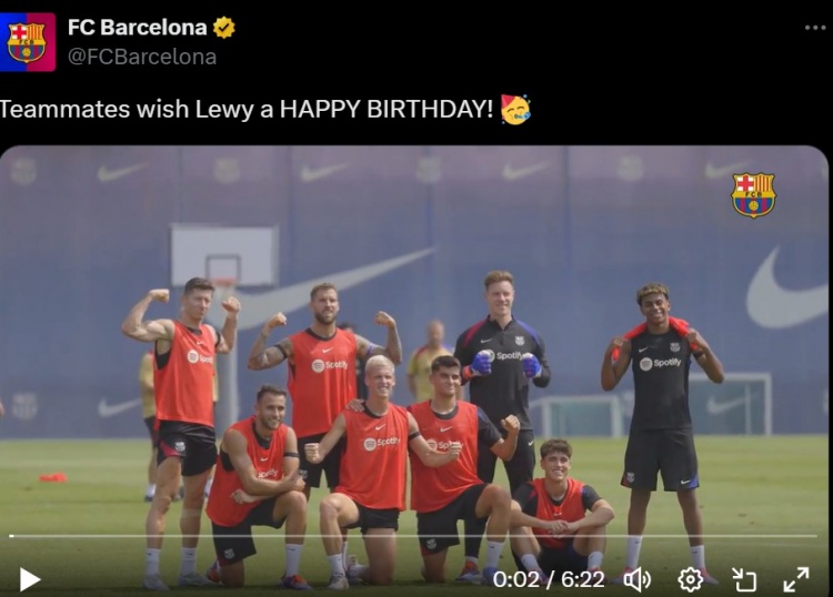 莱万迎36岁生日,巴萨晒众队友与其合影祝他生日快乐