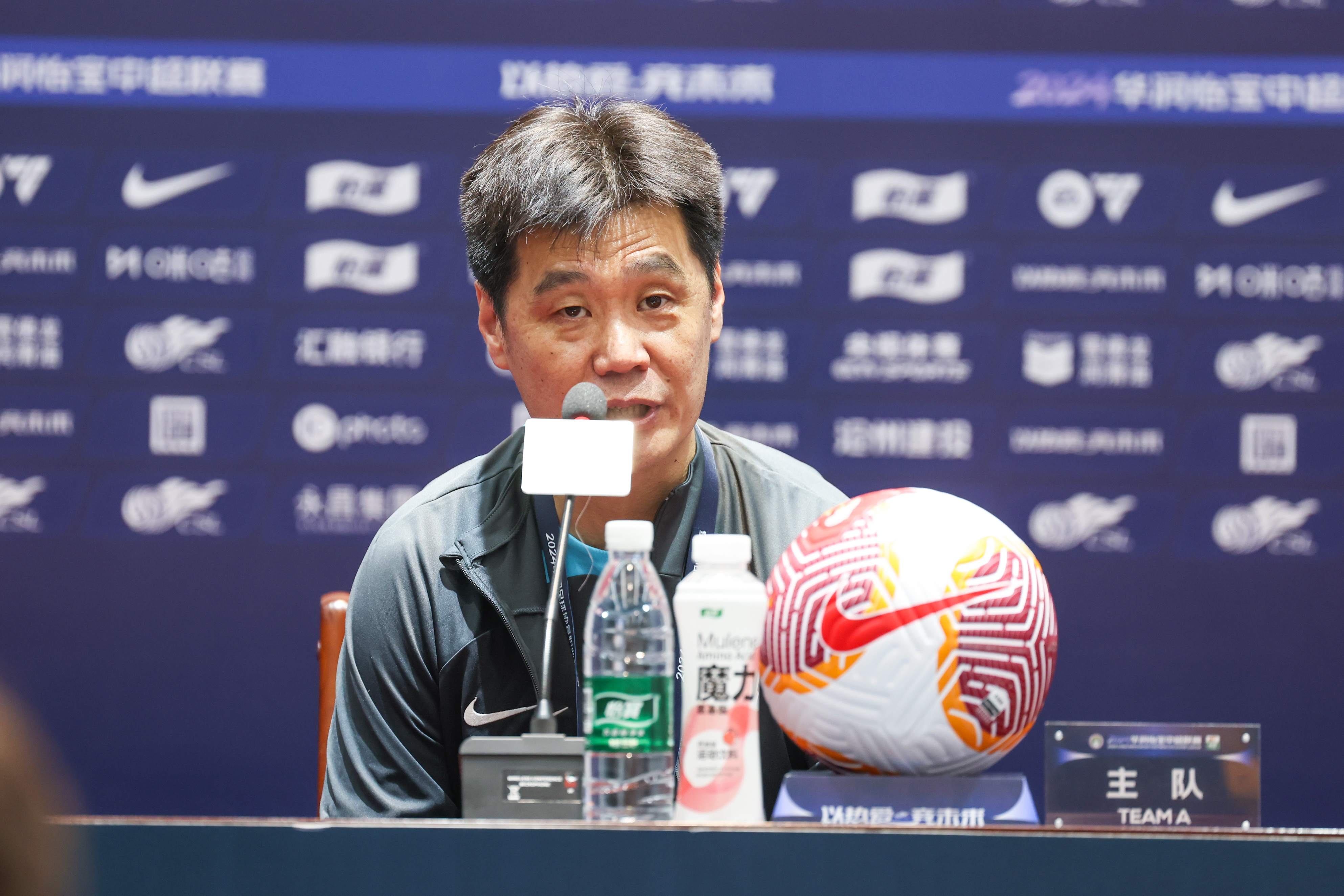 媒体人:李霄鹏复出后一如既往地猛,三连胜后沧州甩开降级线4分