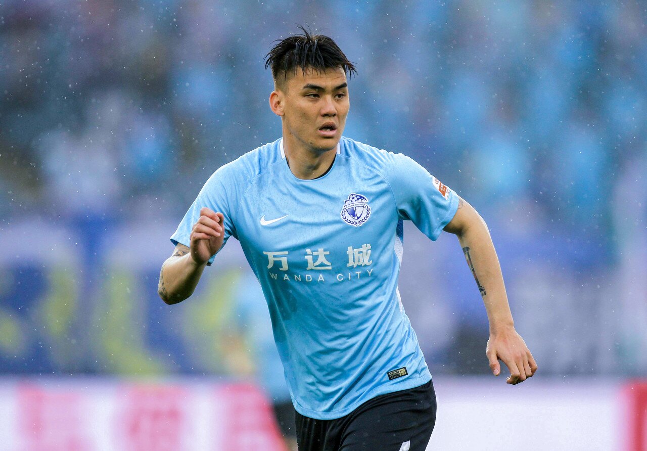 前大连人队长杨善平提交诉状，要求球队需支付350万元欠薪和补偿